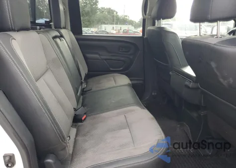 2021 Nissan Titan S из США, поврежденный, VIN 1N6AA1EE8MN528726